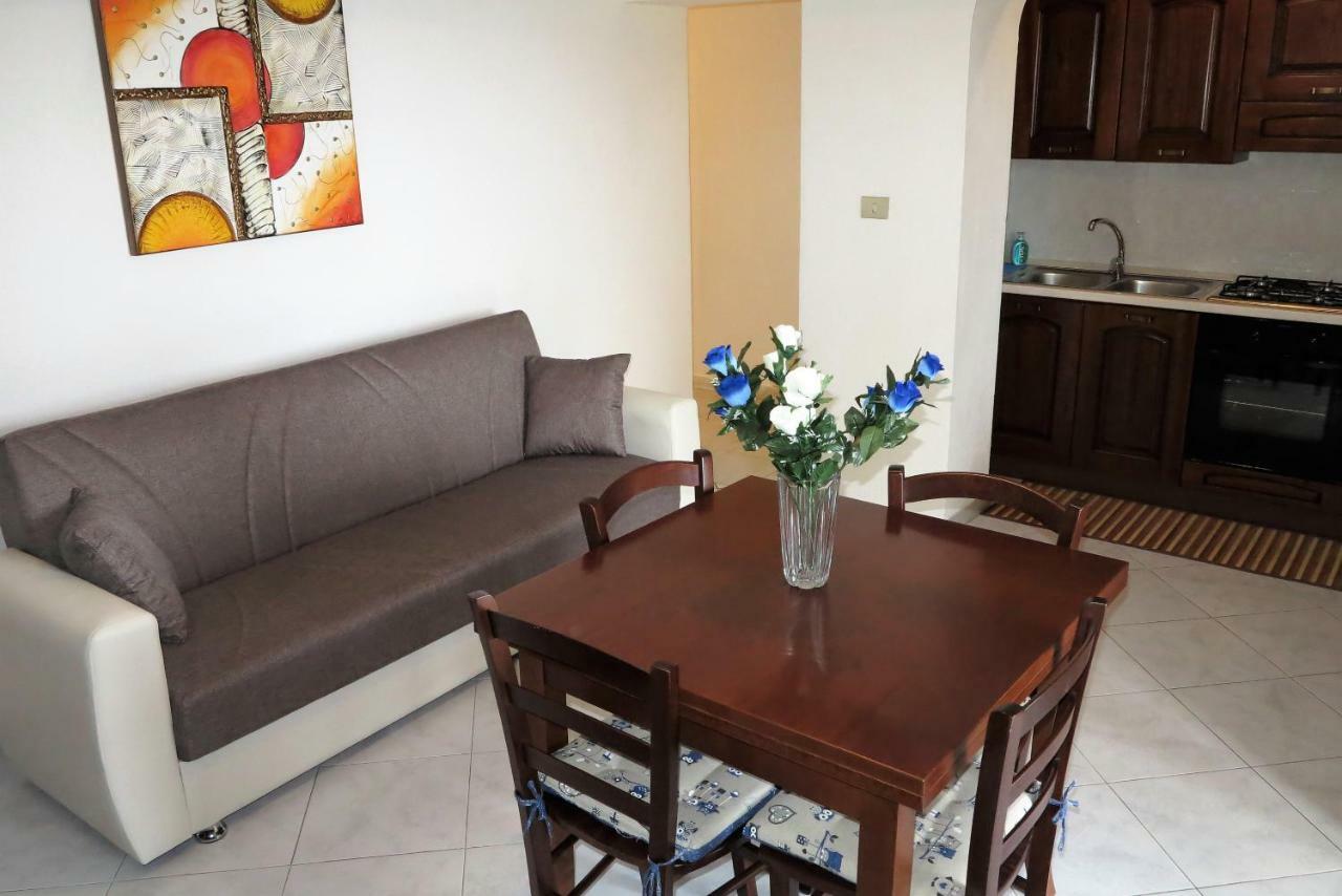 Yellowhouse Apartment Cala Gonone Luaran gambar